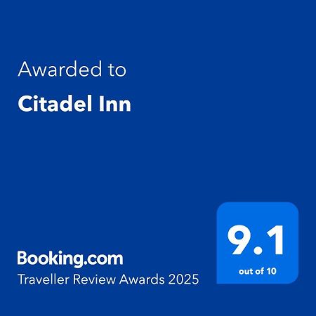 Citadel Inn Makati City Buitenkant foto